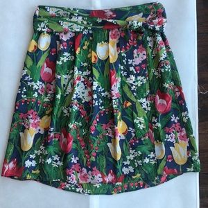Tory Burch floral wrap skirt size 6